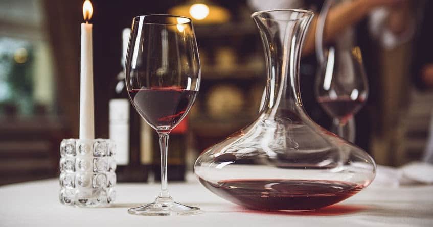 Combien de verres dans une bouteille de vin de 75cl ? – Château de