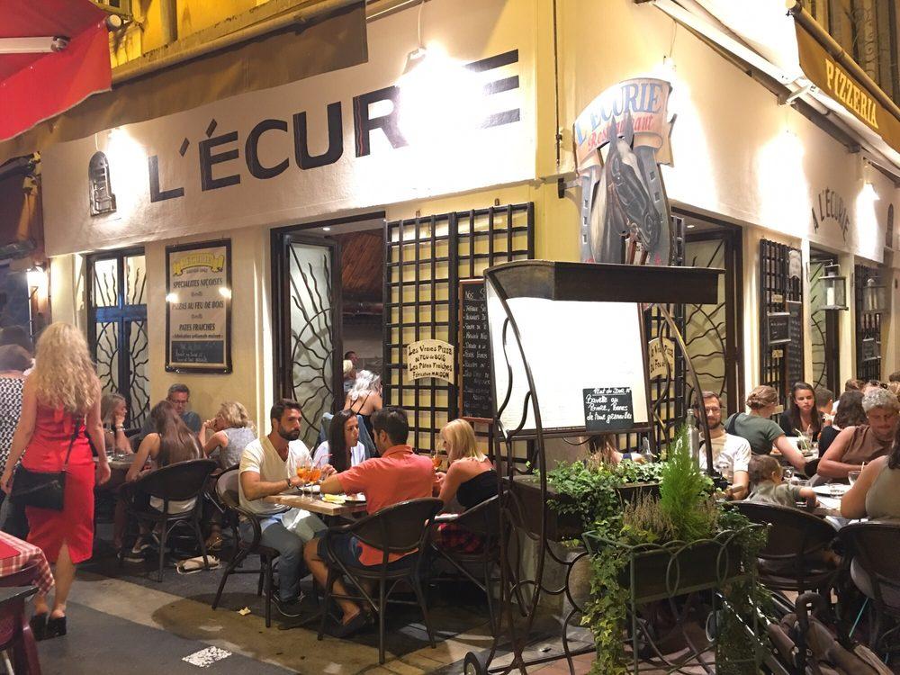 à l'écurie cave à vin