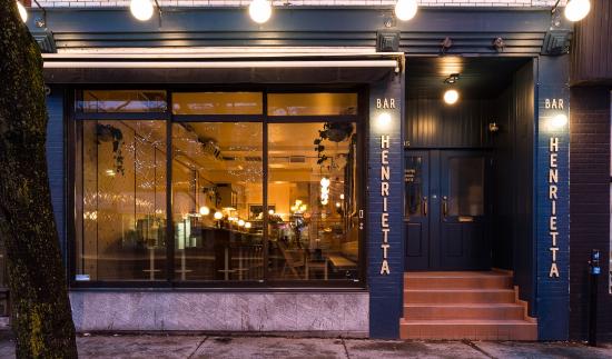 bar henrietta