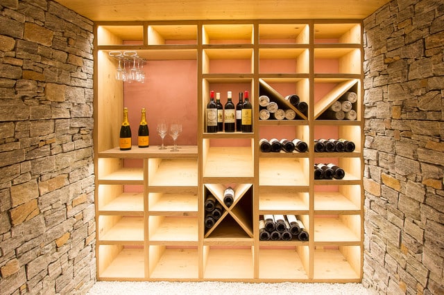 Comment Construire une Cave à Vin dans son Garage ?